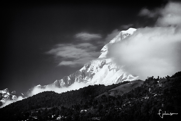 Looming Annapurna South